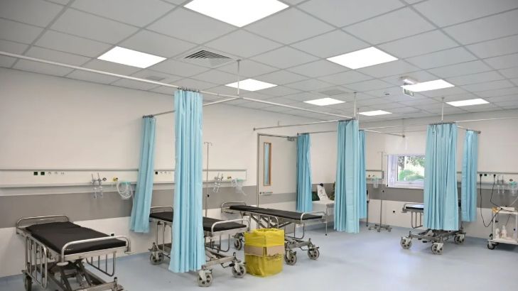 Ασθενής ξυλοκόπησε άγρια γιατρό στο νοσοκομείο Αιγίου - Από τις μπουνιές κατέρρευσε