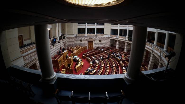 Βουλή: Συνεχίζεται με ομιλίες υπουργών και βουλευτών για δεύτερη μέρα η συζήτηση του προϋπολογισμού