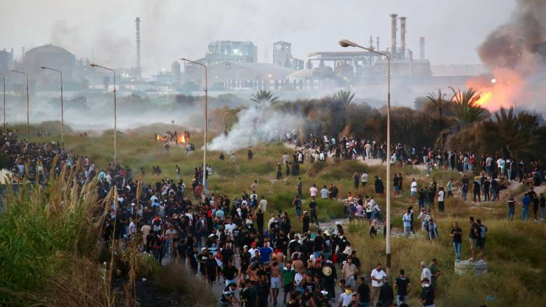 Τυνησία: Νέες διαδηλώσεις και συγκρούσεις μετά τον θάνατο άνδρα σε αστυνομική καταδίωξη