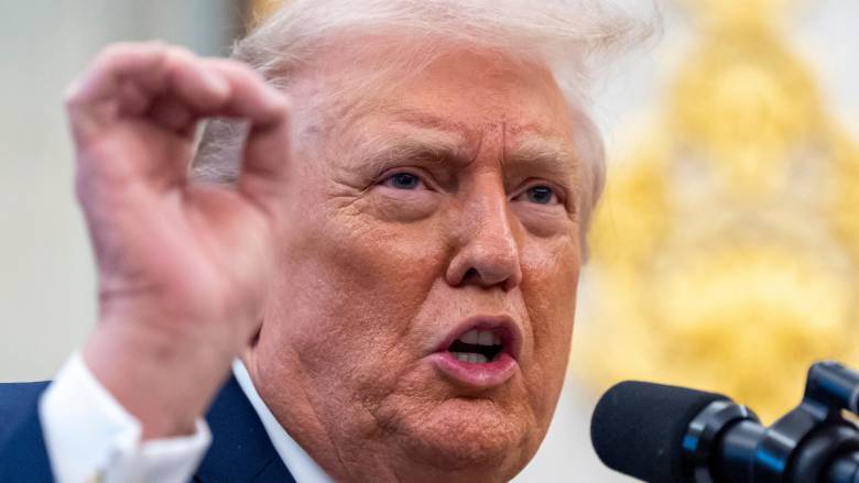 Αγωγή και μήνυση για δυσφήμιση κατέθεσε ο Ντόναλντ Τραμπ κατά του BBC - Ζητά αποζημίωση πέντε δισ.