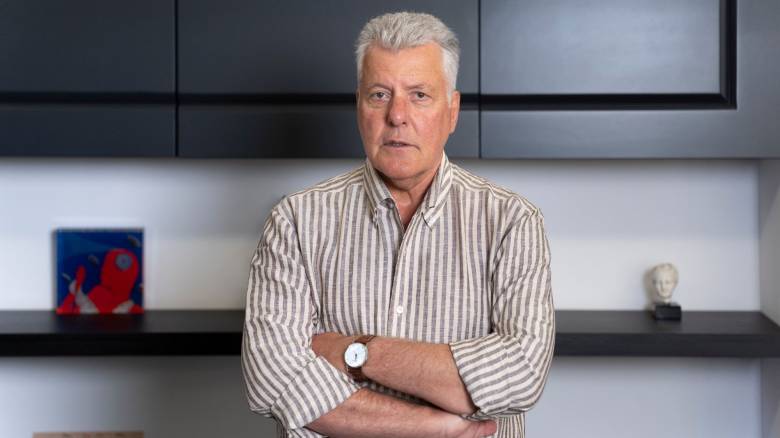 Ο Ιωάννης Μπολέτης πραγματοποίησε την πρώτη μεταμόσχευση σε παιδιά χαμηλού σωματικού βάρους