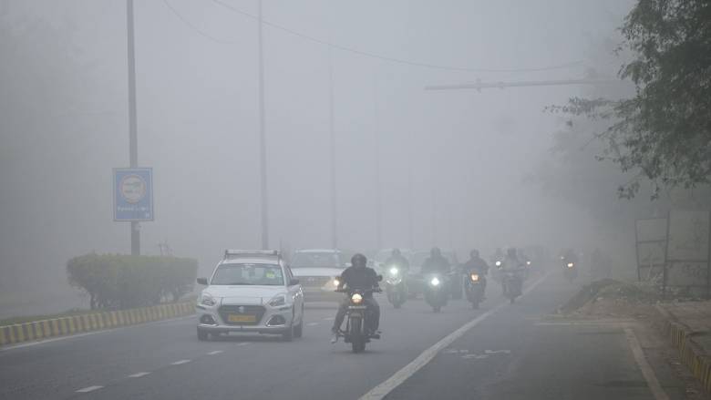 Aυστηρά μέτρα στο Νέο Δελχί λόγω της ατμοσφαιρικής ρύπανσης - «Επικίνδυνη» η ποιότητα του αέρα