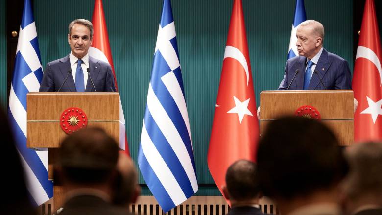 Ανοιχτοί δίαυλοι, κόκκινες γραμμές και προετοιμασία για συνάντηση Μητσοτάκη - Ερντογάν