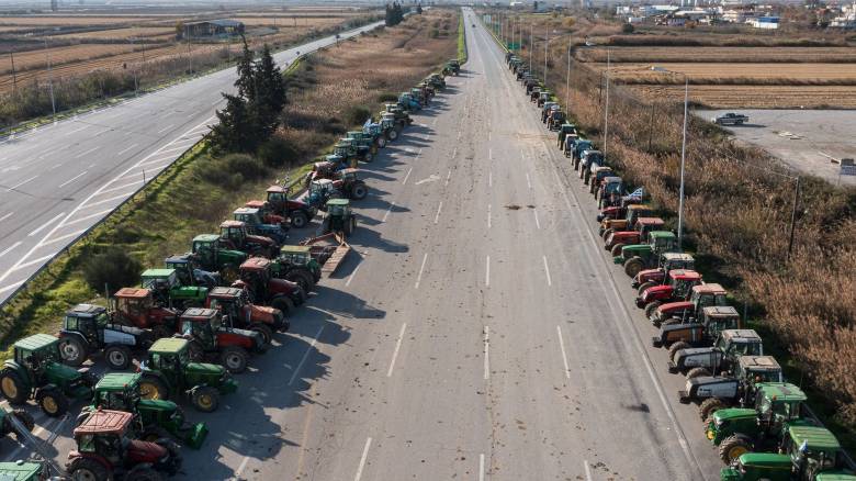 Οι αγρότες «κλειδώνουν» σήμερα τις αποφάσεις τους για τα μπλόκα: Στον «αέρα» ο διάλογος με κυβέρνηση