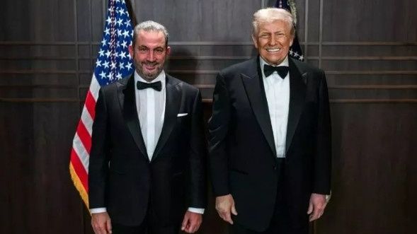 Ο Αλέξανδρος Εξάρχου προσκεκλημένος του Ντόναλντ Τραμπ στο Κένεντι Σέντερ