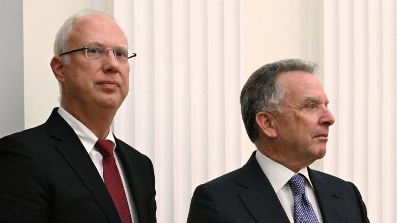 ΗΠΑ: Έφτασε στο Μαϊάμι ο απεσταλμένος της Ρωσίας για συνομιλίες με στόχο τον τερματισμό του πολεμου