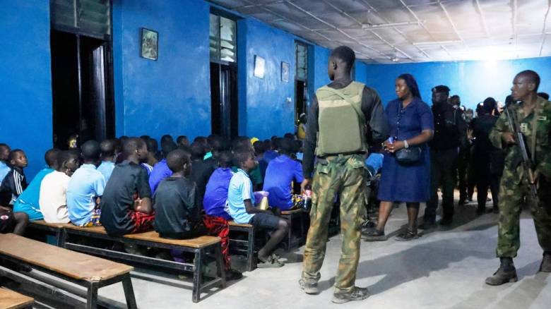 Νιγηρία: Αφέθηκαν ελεύθεροι 130 από τους μαθητές καθολικού σχολείου που απήχθησαν τον Νοέμβριο