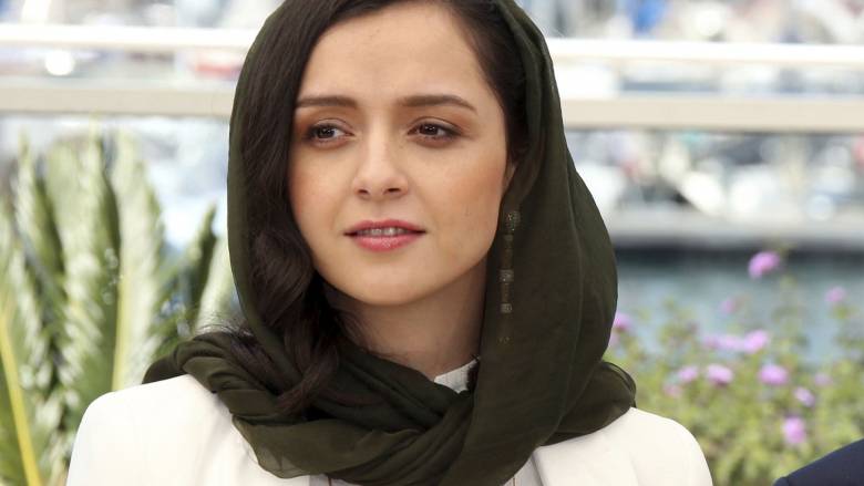 Ιράν: Εγκαταλείπει την υποκριτική η ηθοποιός Αλιντουστί, λόγω του νόμου της υποχρεωτικής μαντίλας