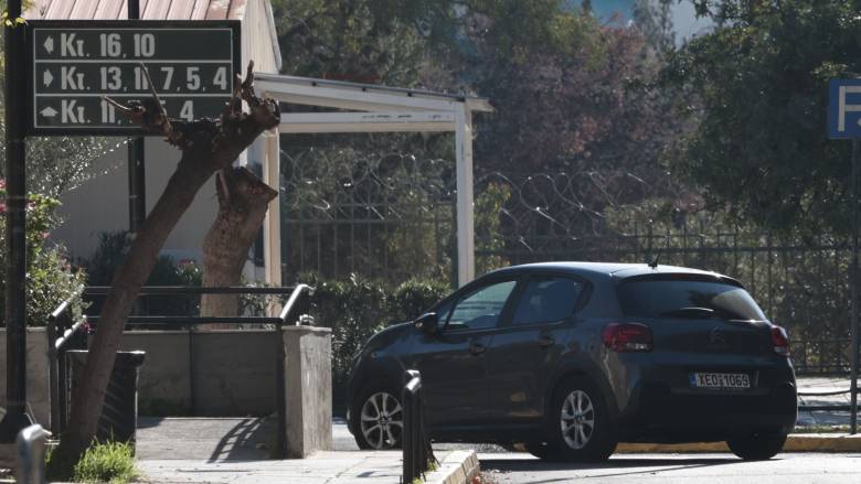 Ποινική δίωξη για αποδοχή προϊόντων εγκλήματος ασκήθηκε στον τράπερ που συνελήφθη χθες στην Γλυφάδα