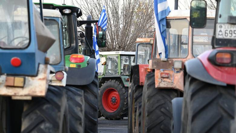 Από τα μπλόκα στο διάλογο: Τι θα διαπραγματευτεί το Μαξίμου με τους αγρότες