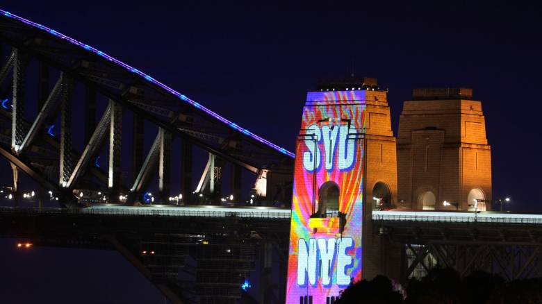 Οι χώρες του πλανήτη που υποδέχθηκαν ήδη το 2026 - Πυροτεχνήματα, μουσικές και χαμόγελα