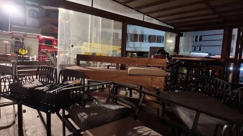 Το χρονικό της τραγωδίας στο Κραν Μοντανά: «Πολύ στενή» η έξοδος διαφυγής