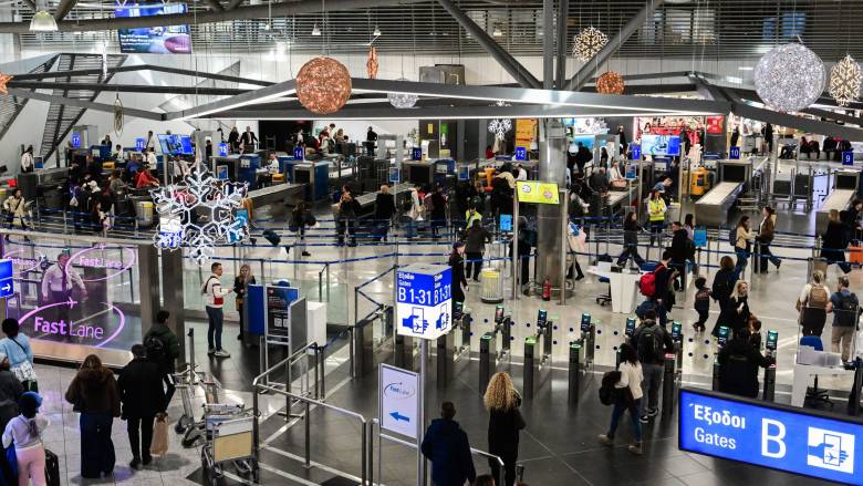 Ελεγκτές Εναέριας Κυκλοφορίας για FIR Αθηνών: «Η ΥΠΑ γνωρίζει την παλαιότητα των συστημάτων»