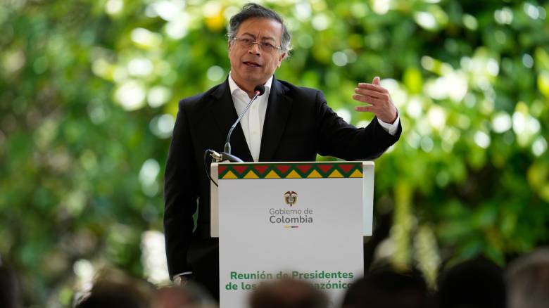 Κολομβία: «Σταματήστε να με συκοφαντείτε» απαντά  Γουστάβο Πέτρο στον Ντόναλντ Τραμπ