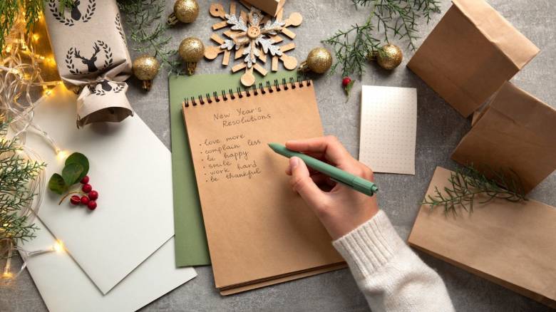 Το «κόλπο» για να μπορέσουμε να τηρήσουμε τις πρωτοχρονιάτικες αποφάσεις, σύμφωνα με τους ψυχολόγους