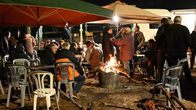 Αγρότες: Στο τραπέζι πρόταση για κάθοδο στην Αθήνα την Τρίτη χωρίς τα τρακτέρ