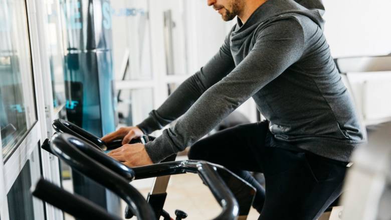 10 λεπτά έντονης άσκησης αρκούν για να ενεργοποιήσουν τον οργανισμό ενάντια στον καρκίνο