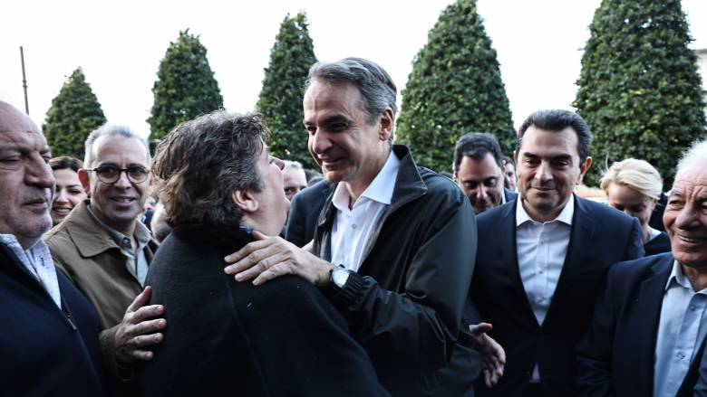 ΝΔ: Τα μηνύματα Μητσοτάκη στην κοπή της πρωτοχρονιάτικης πίτας - Η 10ετής πορεία