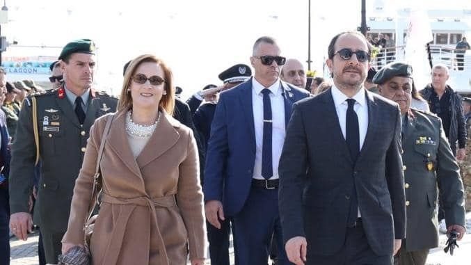 Η σύζυγος Χριστοδουλίδη καταγγέλλει «ανελέητες επιθέσεις» και παραιτείται από ανεξάρτητο φορέα