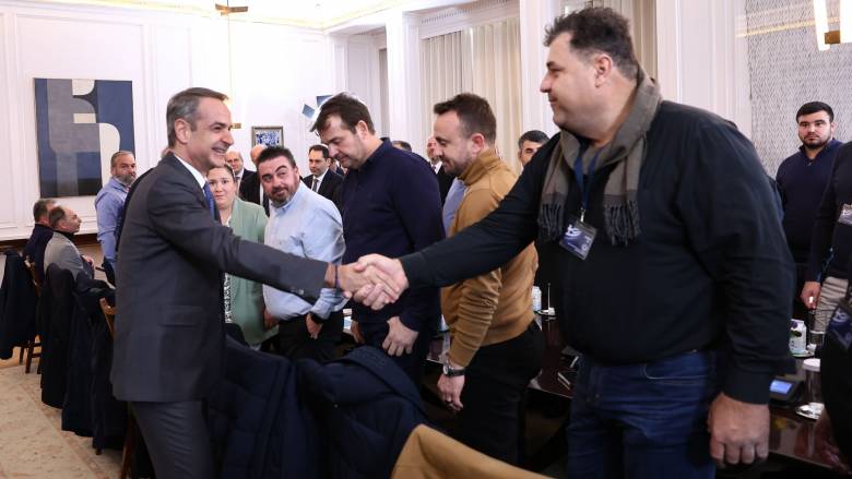 Αγρότες: Η πρώτη συνάντηση, τα «δώρα» Μητσοτάκη και η επιμονή των «σκληρών»