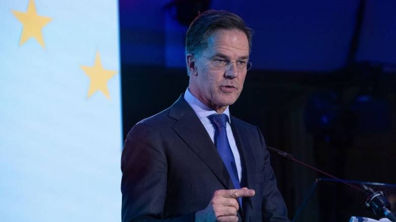 Συζητήσαμε για τις ρωσικές επιθέσεις και τα ενεργειακά προβλήματα με τον Ζελένσκι, δήλωσε ο Ρούτε