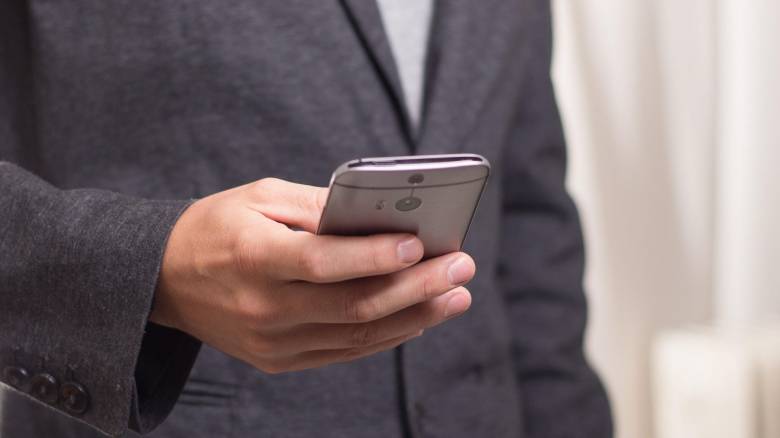 Τι είναι η μέθοδος «SMS Blaster Attack» που χρησιμοποιούσαν οι Κινέζοι «ψαρεύοντας» λογαριασμούς