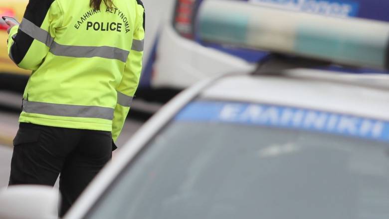 Θεσσαλονίκη: Βίντεο ντοκουμέντο από τη στιγμή που η 24χρονη οδηγός πέφτει πάνω σε 15 αυτοκίνητα