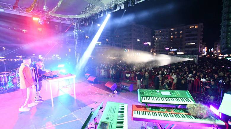 Εντυπωσιακές εικόνες από τη φαντασμαγορική τελετή έναρξης στο «Πατρινό καρναβάλι 2026»