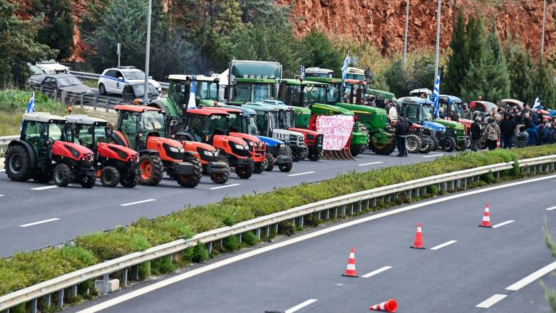 Πυρετώδεις ετοιμασίες για το ραντεβού αγροτών- Μητσοτάκη: Οι «κόκκινες γραμμές» των δύο πλευρών
