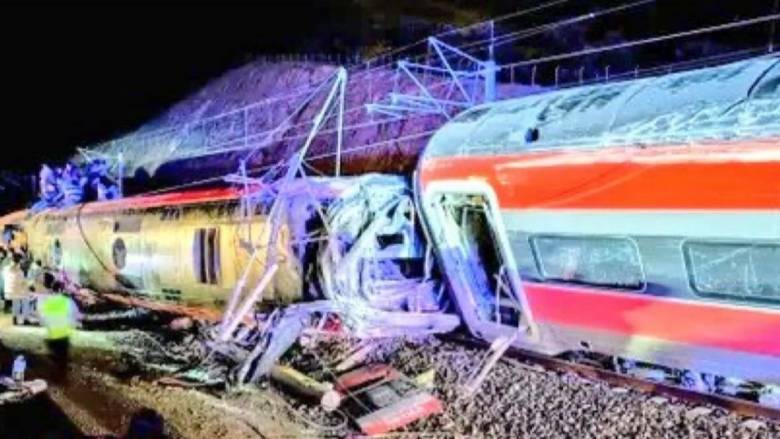 Σιδηροδρομική τραγωδία στην Ισπανία: Τουλάχιστον 39 νεκροί και 73 τραυματίες