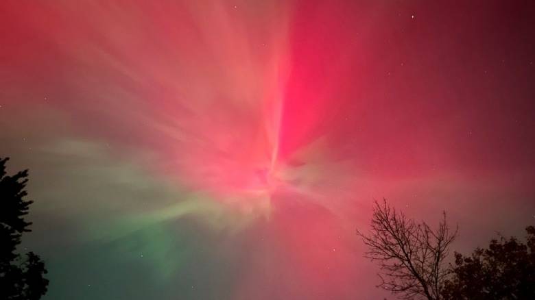 Ισχυρή ηλιακή καταιγίδα «χτυπάει» τη Γη - Φόβοι για προβλήματα ηλεκτροδότησης