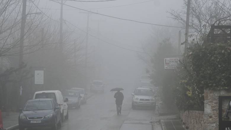 Κακοκαιρία: Άνοιξαν οι ουρανοί στην Αττική - Καταρρακτώδεις βροχές σε πολλές περιοχές