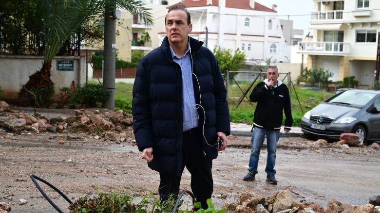 Δήμαρχος Γλυφάδας: «Αυτό που έγινε δεν το έχουμε ξαναζήσει - Κατέβηκαν νιπτήρες από το βουνό»