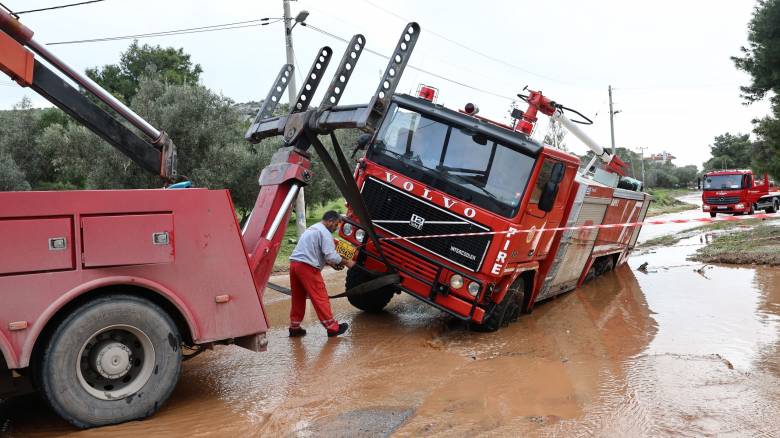 Στους δήμους που χτυπήθηκαν από την κακοκαιρία την Παρασκευή (22/1) ο υφ. Κλιματικής Κρίσης