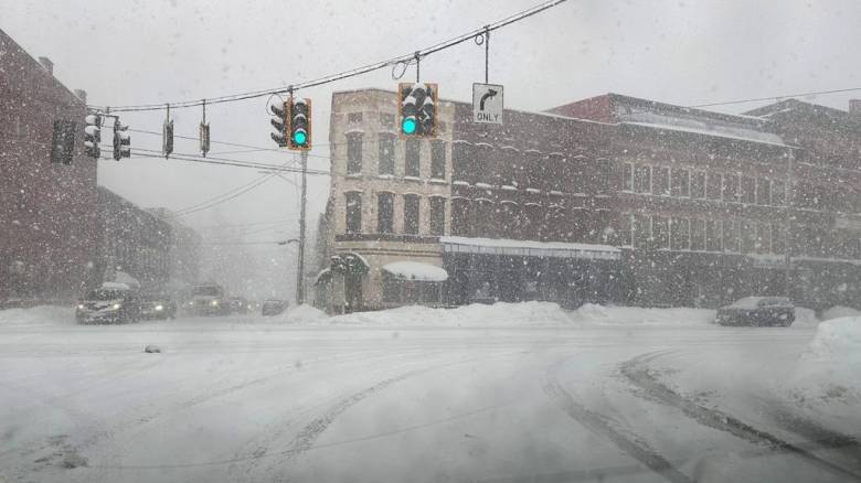 Στην «κατάψυξη» οι ΗΠΑ - Με πολικό ψύχος, σφοδρές χιονοπτώσεις αντιμέτωποι εκατομμύρια πολίτες