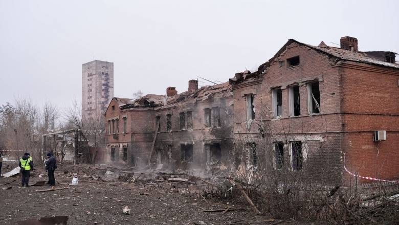 Τέσσερις νεκροί από ρωσικά drones στην Ουκρανία: Χωρίς θέρμανση 1.940 πολυκατοικίες στο Κίεβο