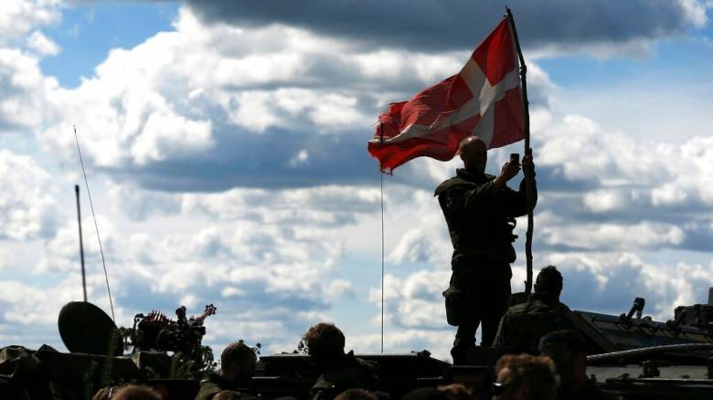 Οι Δανοί στρατιώτες που βρίσκονται στη Γροιλανδία είναι έτοιμοι για μάχη, σύμφωνα δανικά ΜΜΕ