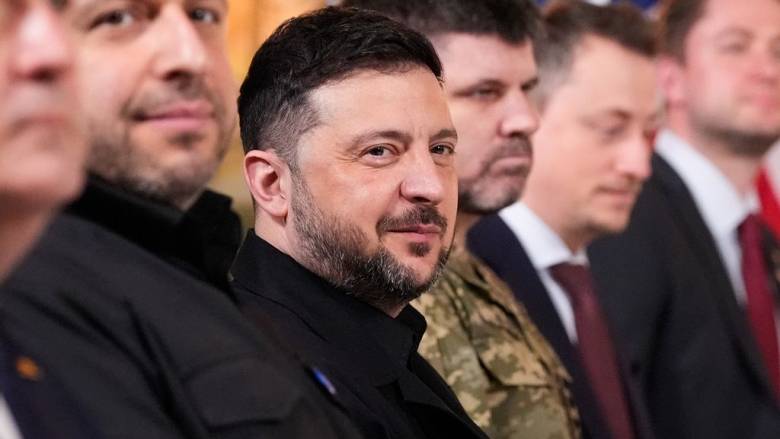 Το «αγκάθι» του Ντονμπάς δυναμιτίζει την Τριμερή στο Αμπου Ντάμπι για την Ουκρανία