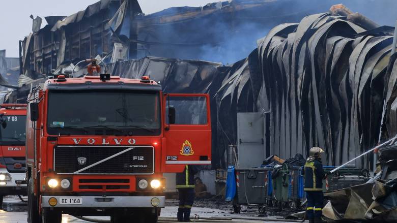Αντιδράσεις των κομμάτων μετά τη φονική έκρηξη στο εργοστάσιο «Βιολάντα» στα Τρίκαλα
