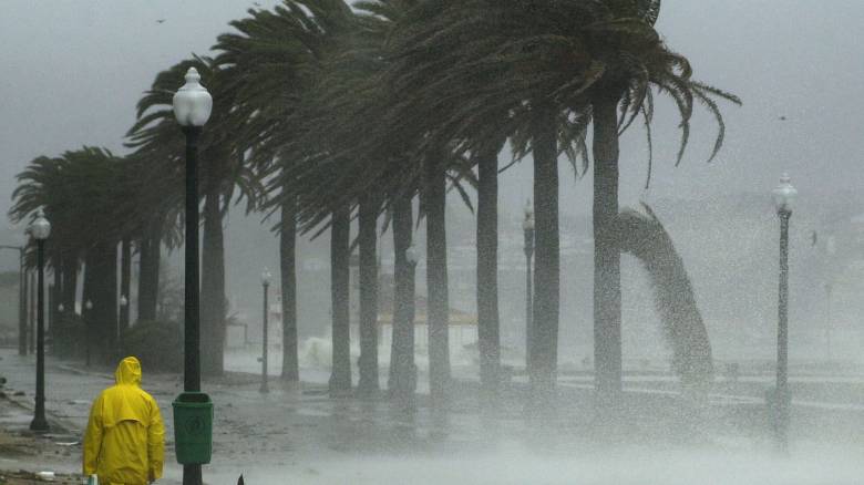 Πορτογαλία: Αυξάνονται οι νεκροί από την καταιγίδα Κριστίν - Πολλές περιοχές χωρίς ρεύμα