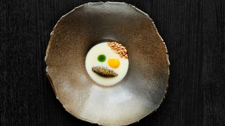 Δύο δείπνα φέρνουν Michelin-starred chefs του εξωτερικού σε δύο κορυφαία εστιατόρια της Αθήνας