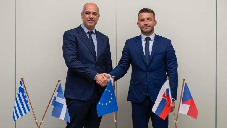 Υπεγράφη η συμφωνία για την παραγωγή πυρομαχικών μεγάλου και μεσαίου διαμετρήματος στο Λαύριο