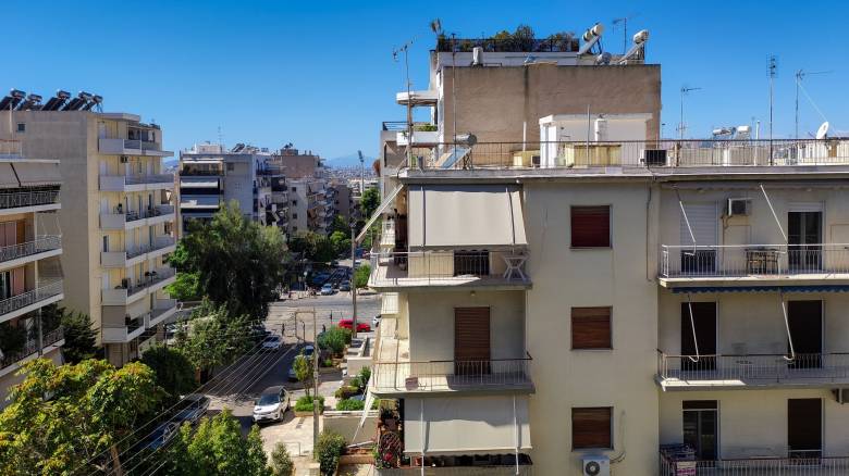 Στέγαση: Έρχονται δύο προγράμματα από το καλοκαίρι - Νέο «Ανακαινίζω» και κατασκευή κατοικιών