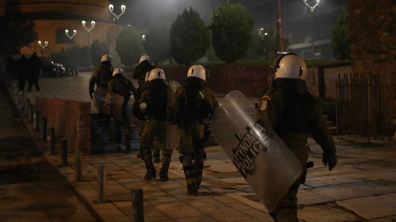 Ένταση στη Θεσσαλονίκη: Χρήση χημικών από τα ΜΑΤ και προσαγωγές αντιεξουσιαστών