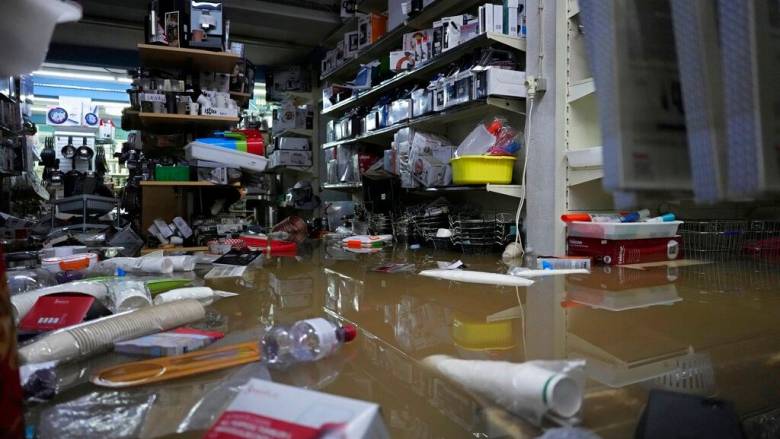 Σε συναγερμό ξανά η Πορτογαλία λόγω νέων βροχοπτώσεων - Παραμένουν χωρίς ρεύμα 200.000 σπίτια