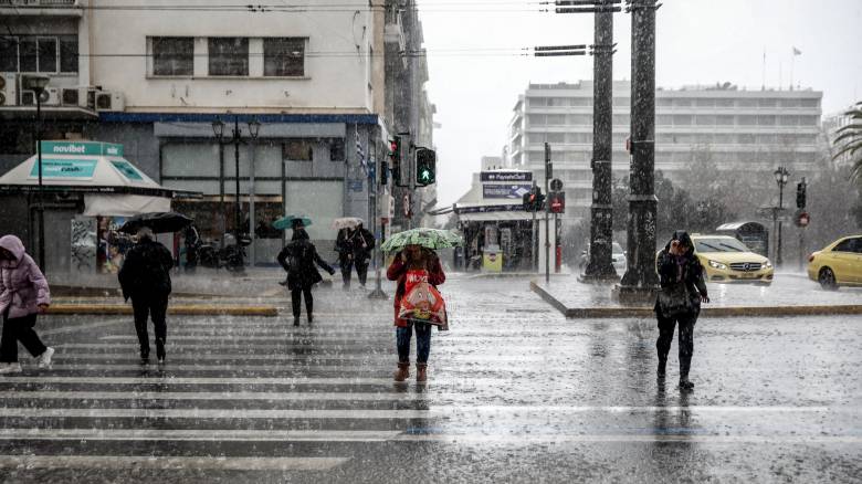 Έκτακτο Δελτίο ΕΜΥ: Υποχωρεί η κακοκαιρία - Πού αναμένονται ισχυρές βροχές τις επόμενες ώρες