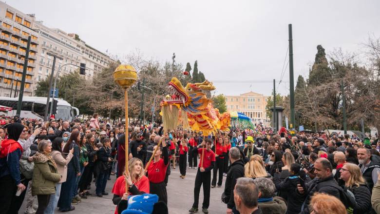 Τσικνοπέμπτη από το Σύνταγμα έως το Μοναστηράκι - Το πρόγραμμα εκδηλώσεων του Δήμου Αθηναίων
