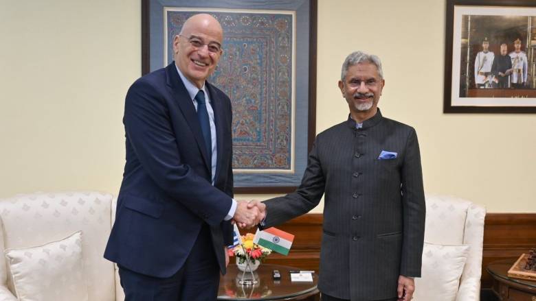 Επίσημη επίσκεψη Δένδια στην Ινδία - Συναντήθηκε με τον ΥΠΕΞ