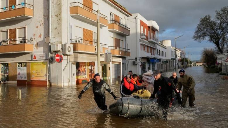 Πλημμύρες σε Ισπανία και Πορτογαλία: Δύο νεκροί, τουλάχιστον 11.000 εγκατέλειψαν τις εστίες τους
