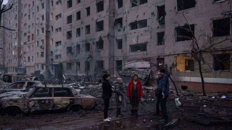 Νέο σφοδρό κύμα ρωσικών επιθέσεων στην Ουκρανία - Τρεις νεκροί και τρεις τραυματίες